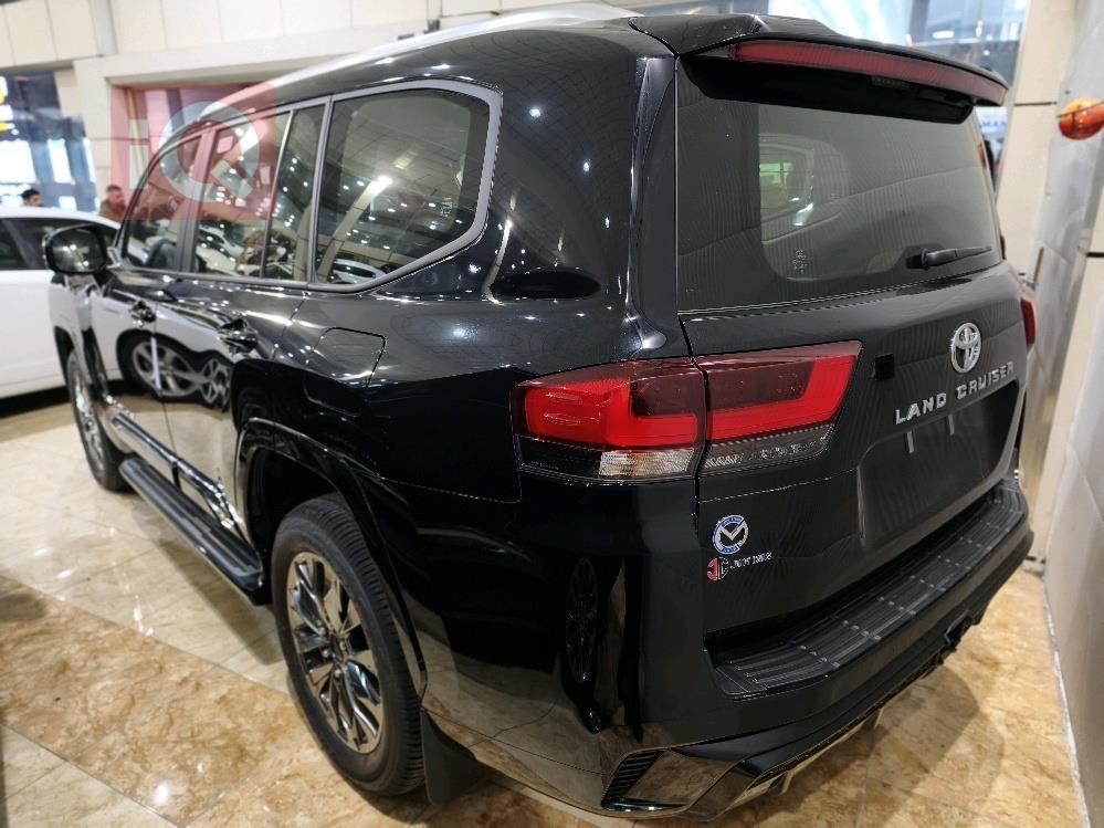 تويوتا لاندكروزر